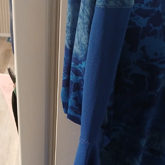 Realtree Blue Long Sleeve Tee - Picture 3 of 6